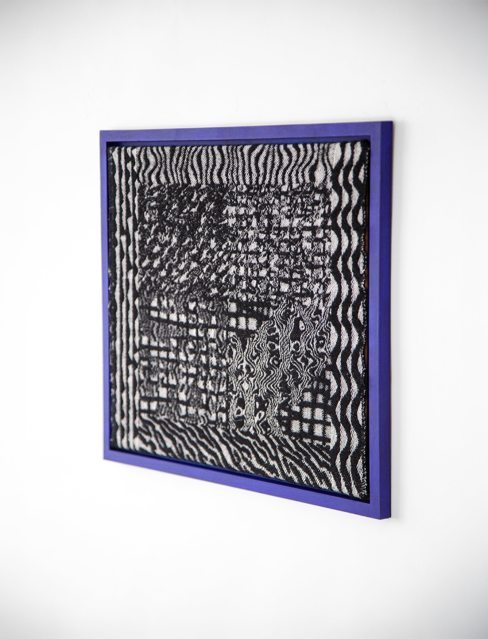 handwoven wall picture black & white